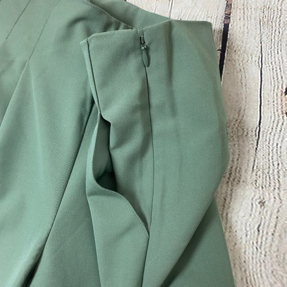 Maison Jules NWT Green Pleated Cropped Capri Pants 6 - Picture 4 of 6